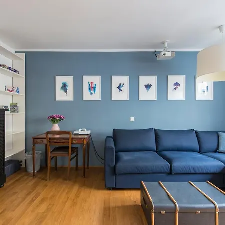 Mozart Apartment Munich