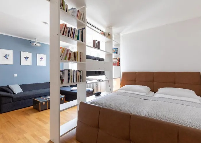 Mozart Apartment Munich